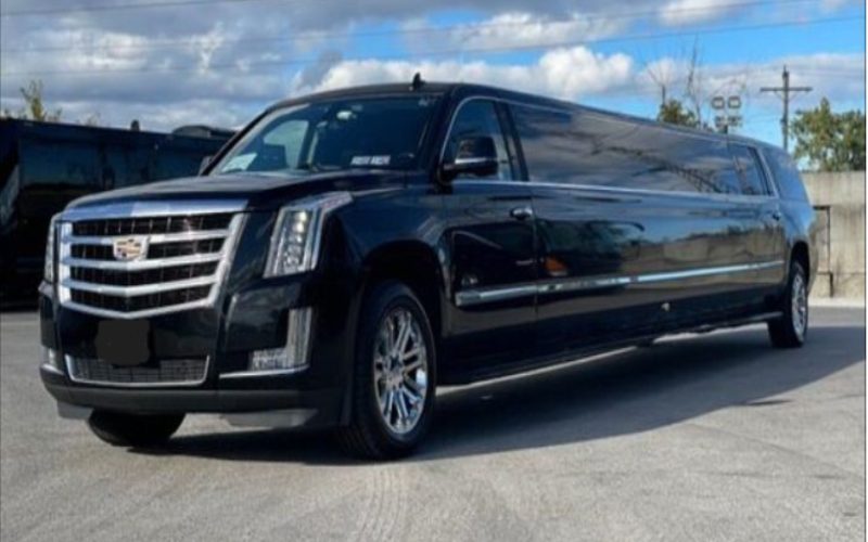 The Do’s and Don’ts of Using a Limo Rental in Miami, FL