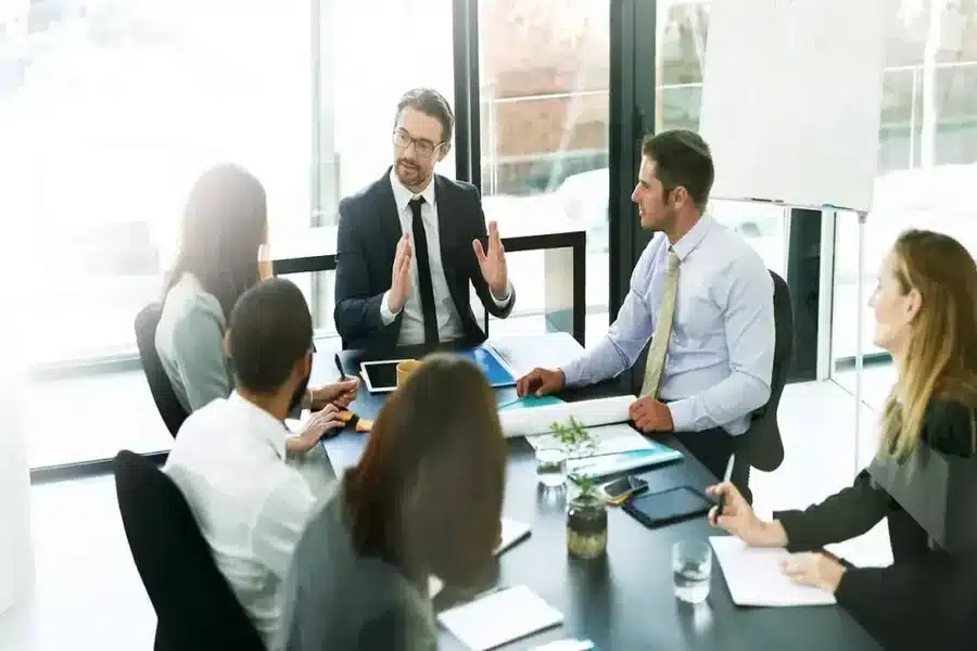 How to Avoid Scheduling Conflicts When Working with International Teams