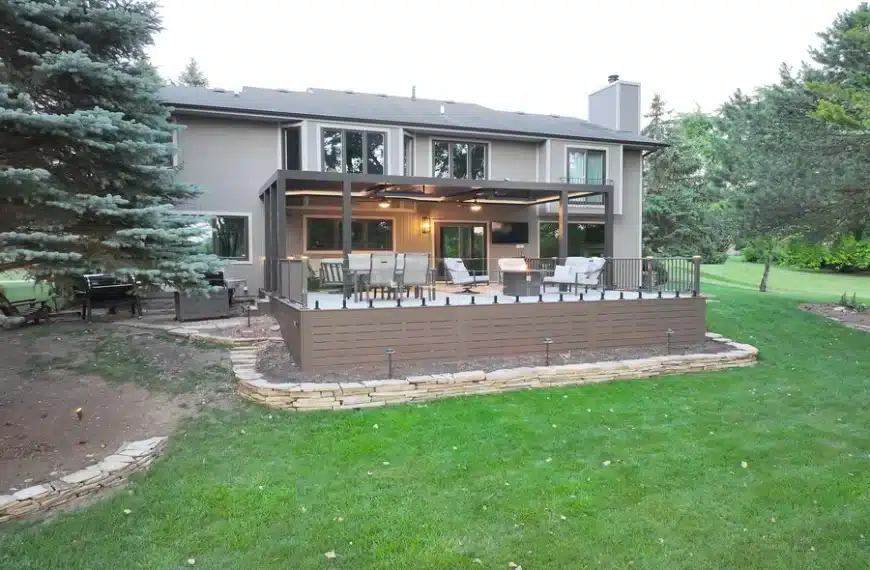 Transform Your Yard with Composite Garden Paths Decking